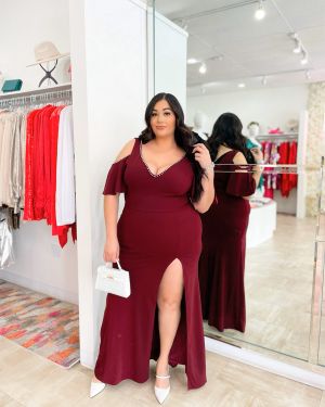 Side Slit Pearl Bodycon Dress 933168