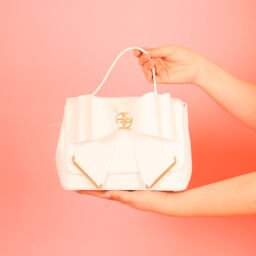 White Bow on the Front