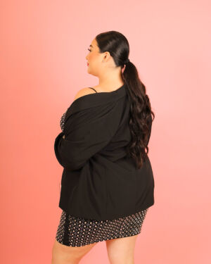 Pretty in Black Dress 933896
