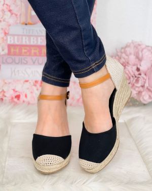 Cliff 01 – Black